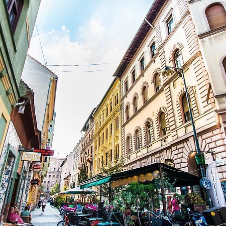 Roeck Premier Downtown Residence Budapest Esterno foto