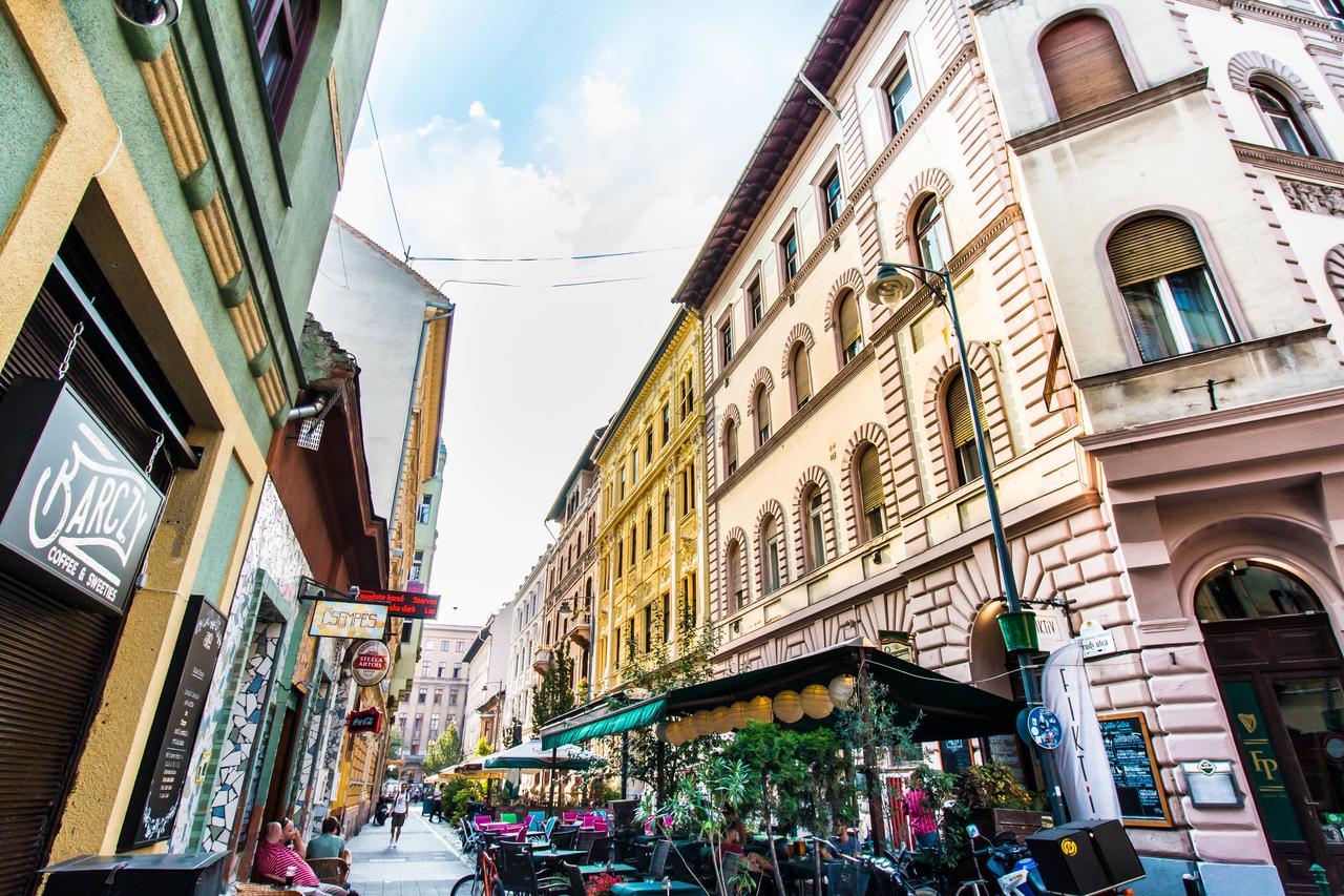 Roeck Premier Downtown Residence Budapest Esterno foto