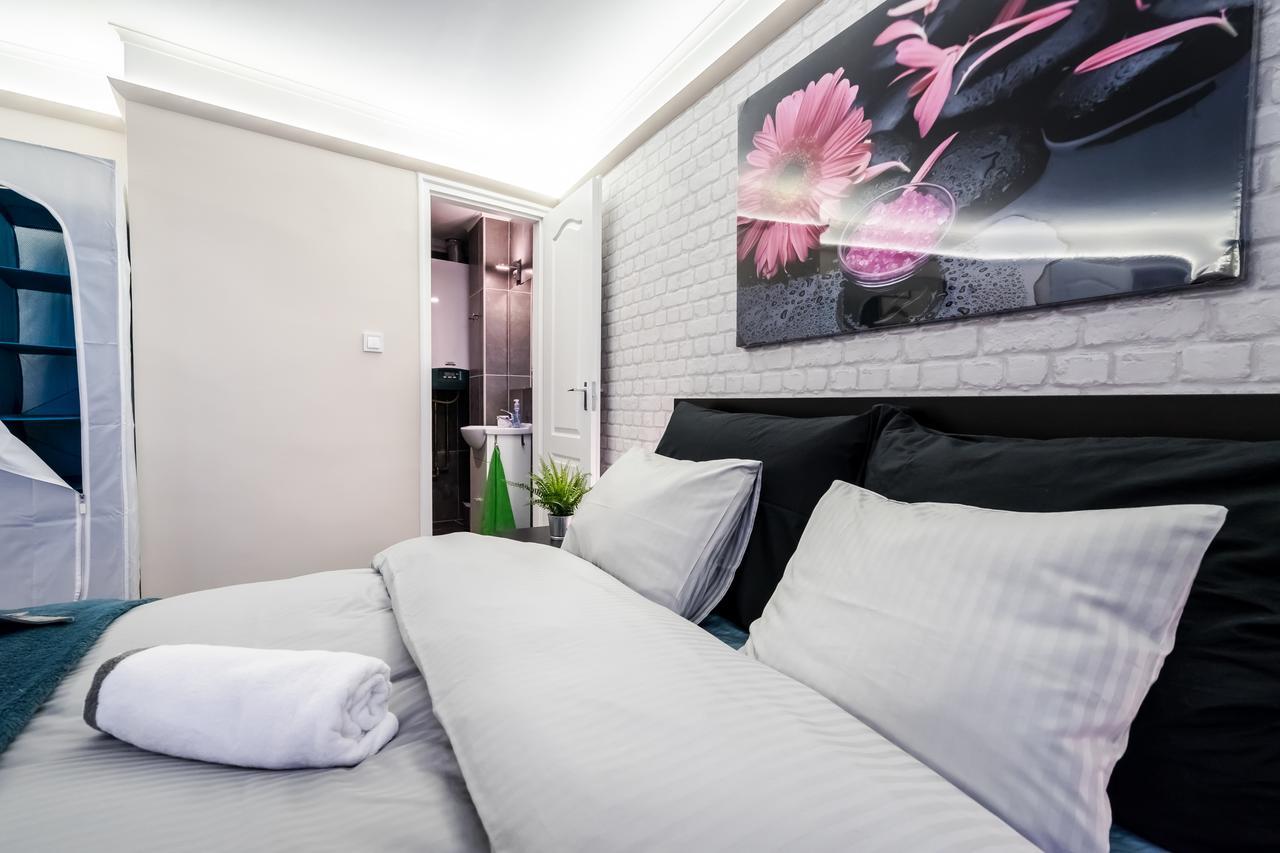Roeck Premier Downtown Residence Budapest Esterno foto