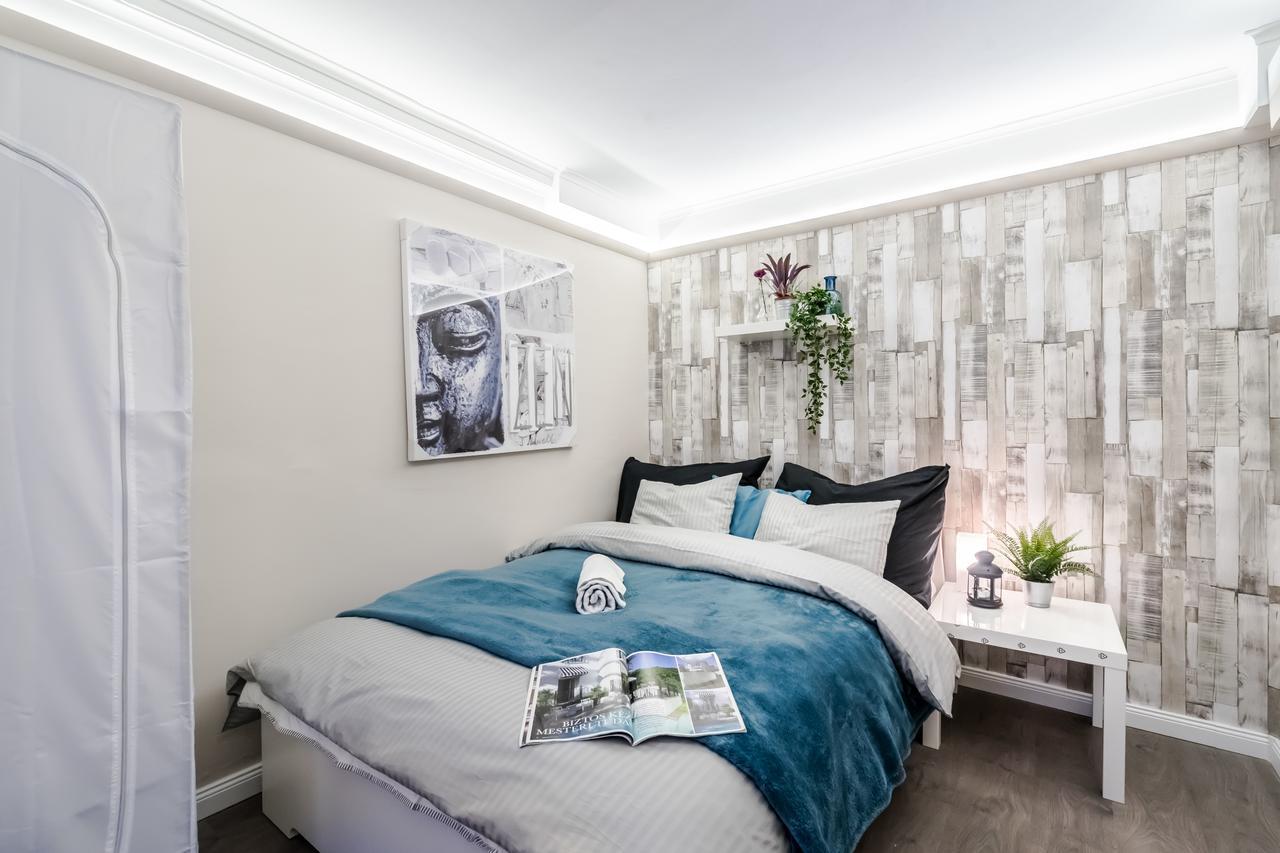 Roeck Premier Downtown Residence Budapest Esterno foto